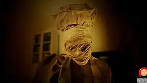 l'infirmiere zombie de silent hill est dans ton salon ! baise laaaa !