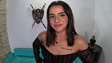 Só anal com a iniciante Verena Chaves