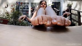 The Soles and The Roses -pov loop-MOV