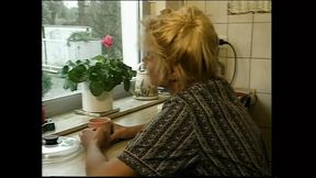 Le Fantasie Perverse di Monique - Episode 3