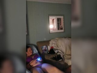 Sexy stud masturbating explodes on roommates body thick hips during the time that this babe plays games in her pants