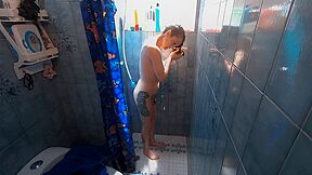 Spy Isis, Bathe And Getting Dressed