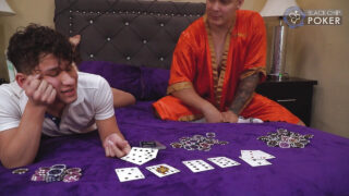 素人の若いスペイン人がアナルファックされる