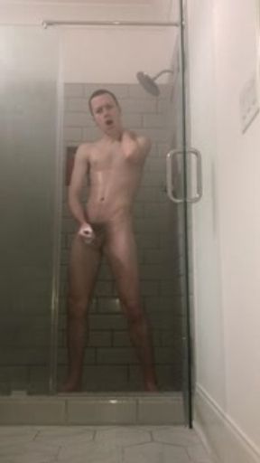 19 year old Jesse Gold pumps out a load while taking a shower