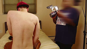 Behind The Scenes: Tender Montana / Peter King Cheerleader Scene