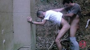 cruising help a friend in the woods