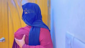 A Hot Egyptian Girl Wants to Have Sex with You