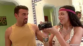 Sara Rey Gives Under Water Blowjob During A Hardcore Mm