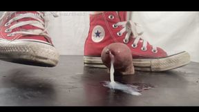 A Shoejob in well worn and dirty Converse Sneakers - summer special - Tramplegirl squeezes the cum out of his dick with her red chucks - slavecam only - 4k