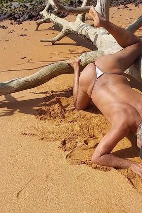 Ladysilva My Big Ass on the Beach