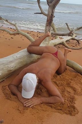 Ladysilva in sexy panties showing off her hot ass on the beach