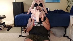 Foot Perspective Scissor