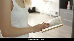 Horny Bookworm Girlfriend