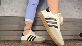 Many sneakers, trying them on
