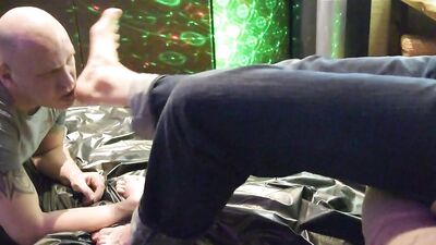 VERY VERY HARD BDSM session with FOOT MASTER with HUGE LEGS in jeans - HARD FACE SLAP and GAGGING