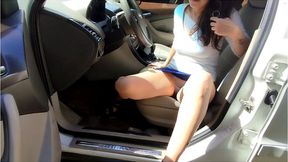 Custom Clip: Sienna’s first driving lessons after getting her license