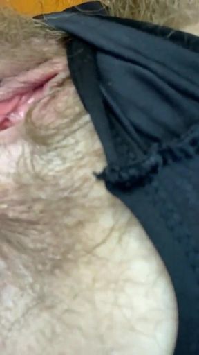 Valentine's Day's Hairy Pussy JOI