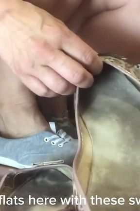 Shoeplay Dangling Empress Bella