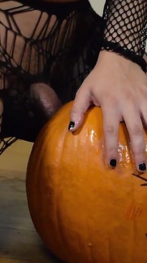 Goth Transgirl Silene Stuffs Pumpkin