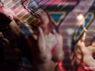 Jayden Jaymes has some lesbian fun with Ava Addams