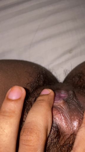 Making her pussy a little horny before fucking