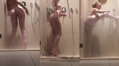 girl shaves and pees in the shower - Lady Bug