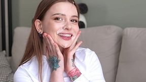 A housewife is always attractive! Russian cutie and a fat cock - Facial