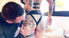 ”Alicia, 43, from Toulouse!”