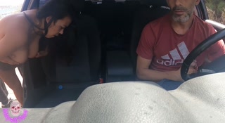 Første DOGGING af den frække barmfagre pige i en OFFENTLIG PARK