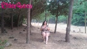 Sexy Stepmom Show Her Leodress Outdoors