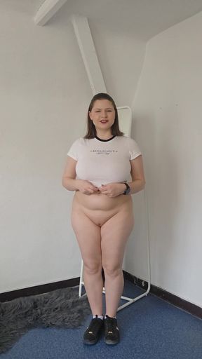 Your New Roommate Bottomless Nudist Showing You New Tops
