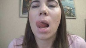 Show lips with blindfold