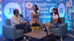 Florizqueen is SPEECHLESS from cumming so much in the sex machine in Juan Bustos Podcast!