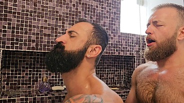 Hot kitchen fuck with Eli Barcellos