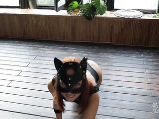 SUBMISSIVE CUTE KITTEN knows how to use USE HER TONGUE. ASS WORSHIPING.