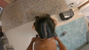 Never enough! touching my girlfriend while is at pc till let her swallow