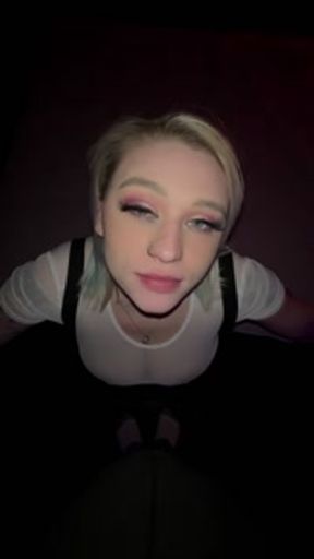 Chloee Mae Fan Fuck Falling Surprise
