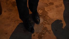 The Shoe Cum Criminal