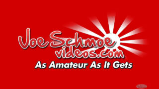 Ông bố cổ điển với dương vật to chưa cắt bao quy đầu quan hệ tình dục không dùng bao cao su và thủ dâm.