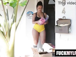 LARGE BUTT MILFs X Rated SEXERCISE Rose Monroe, Peter Green