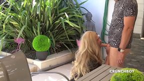 mec travestis en fille f&eacute_cond&eacute_e par FRED en exterieur