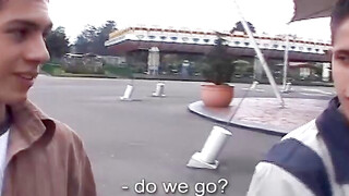 Dudes exchange blowjobs and sixty nine before anal fucking