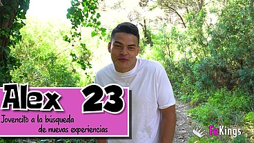 A LATIN GODDESS and a stud-wannabe: Korin begs to be fucked outdoors!