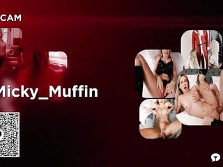 Sexy golden-haired pair MickyMuffin gives a hardcore oral-job and gets banged – on Stripchat