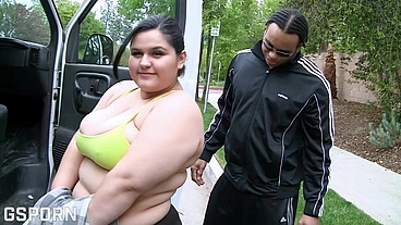Hard BBC to fuck the fat pussy of nice BBW brunette milf