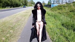 hoe lucy ravenblood walking naked at a outdoor road