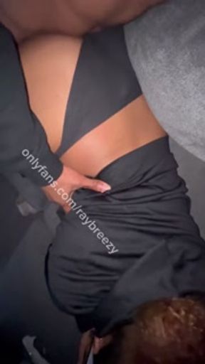 Getting fucked while on the phone with my mom like a hoe😍😝