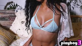 Cute Latina model Erika De Leija hot posing and showing nice ass and amazing toned body