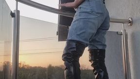 Smoke Addiction – Jeans & Leather Boots Goddess Can’t Stop Smoking (Hooked & Craving Control