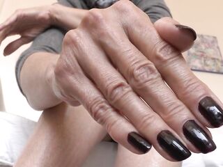 Dark Fingernails and Shiny Legs Part 1, Lady Victoria Valente